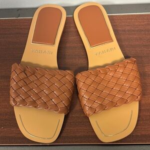Tahari Women's Tan Woven Slide Sandals